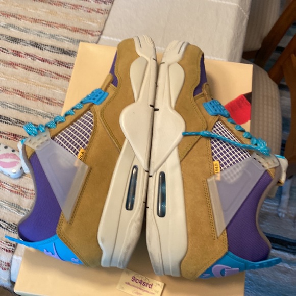 Jordan 4 (SOLD) - Picture 4 of 8